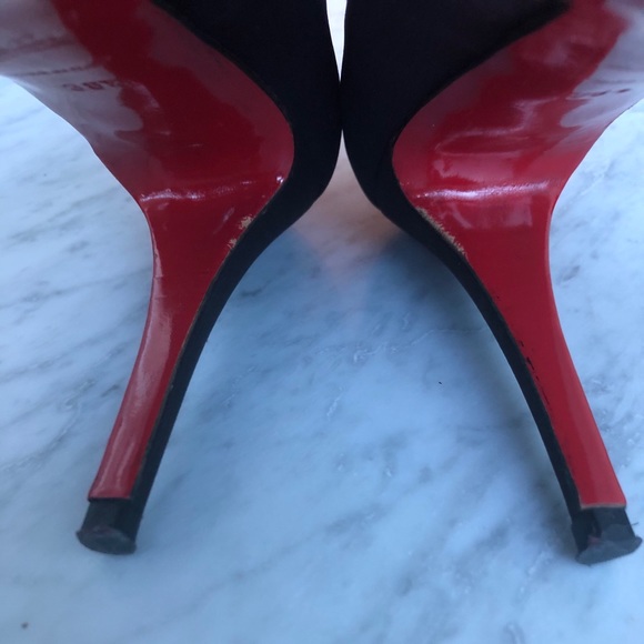 Christian Louboutin Very Prive Black Satin Pumps - Picture 6 of 15